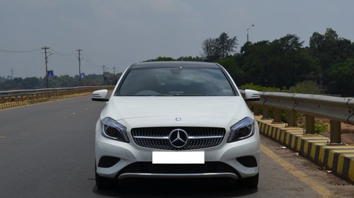 Dezmembrez Mercedes A-Class 2013