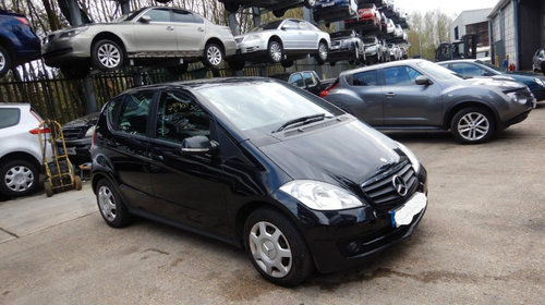 Dezmembrez Mercedes A-Class W169 2010 HATCHBA