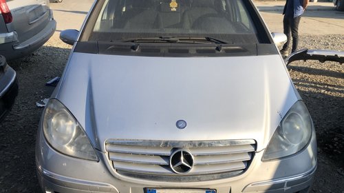 Dezmembrez Mercedes A-Class w169 A180CDI Automat 109Cp typ:Om 640.940