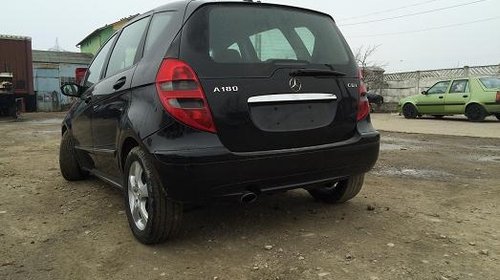 Dezmembrez Mercedes A180 CDI