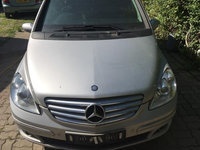 Dezmembrez Mercedes B class w245 2.0 cdi 2007