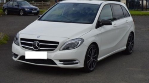 Dezmembrez Mercedes B class w246 an 2014