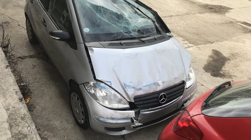 Dezmembrez Mercedes-Benz A-class A160Cdi an 2006 W169