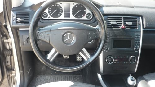 Dezmembrez Mercedes Benz B-Class W245, B200, 2.0cdi, an 2005