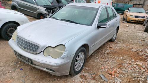 Dezmembrez Mercedes-Benz C-CLASS (W203) 2000 