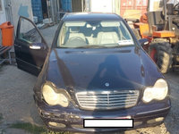 Dezmembrez Mercedes-Benz C-CLASS (W203) 2000 - 2007 C220  CDI (203.006) Motorina