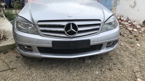 Dezmembrez Mercedes Benz C200 CDI, 2009, comb