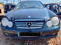 Dezmembrez Mercedes benz c220 coupe W203 2006