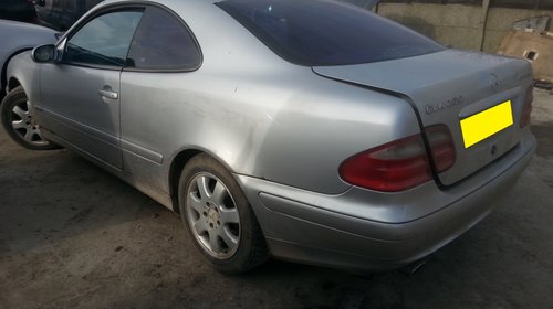 Dezmembrez Mercedes Benz CLK 230 KOMPRESSOR W208 2.3i, an fabr. 2000