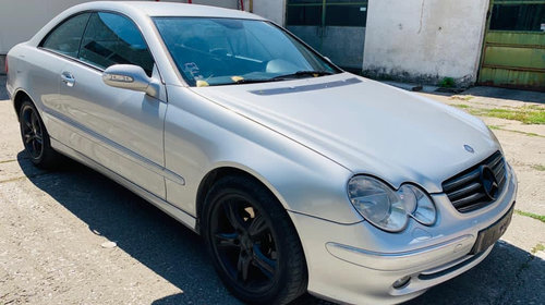 Dezmembrez Mercedes Benz CLK 270 CDI W209 2.7