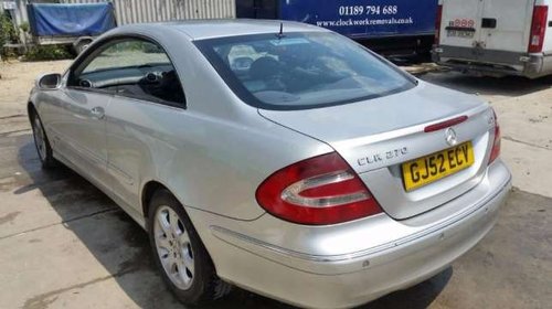 Dezmembrez Mercedes Benz CLK 270 CDI W209 2.7CDi, an fabr. 2004, caroserie Coupe 2 usi