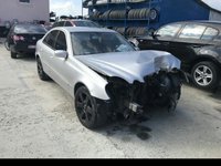 Dezmembrez Mercedes Benz E Class E320 avariat fata