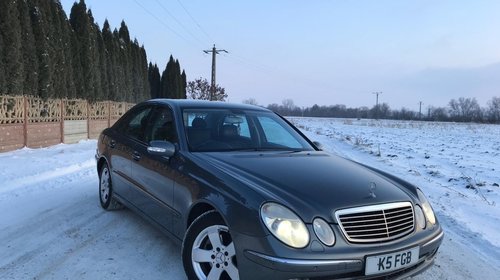 Dezmembrez Mercedes Benz E class W211 model A