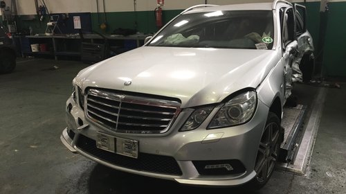 Dezmembrez Mercedes-BenZ E-class W212 350 CDI