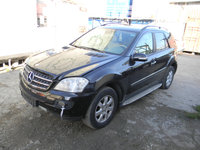 Dezmembrez Mercedes-Benz ML / M-CLASS (W164) 2005 - Prezent ML 300 CDI 4-matic (164.120) OM 642.940 ( CP: 190, KW: 140, CCM: 2987 ) Motorina