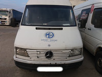 Dezmembrez Mercedes-Benz SPRINTER (W903) 1995 - 2006 312 D 2.9 OM 602.980 ( CP: 122, KW: 90, CCM: 2874 ) Motorina