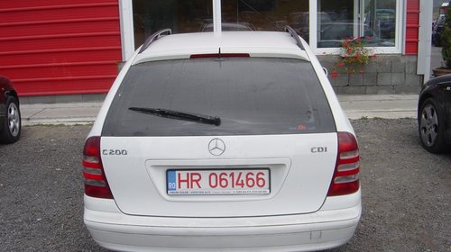 Dezmembrez Mercedes C 200 CDI