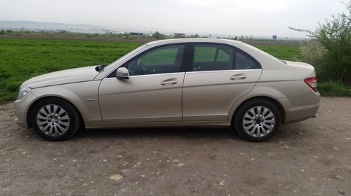 Dezmembrez Mercedes C 220 CDI - W204