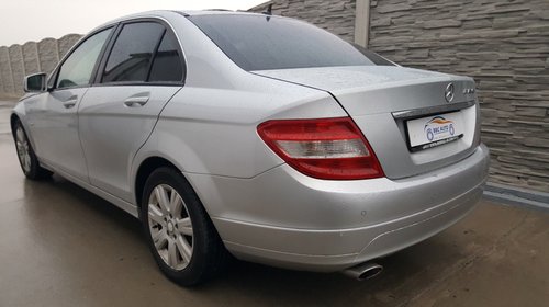 Dezmembrez MERCEDES C-CLASS C200 an 2010