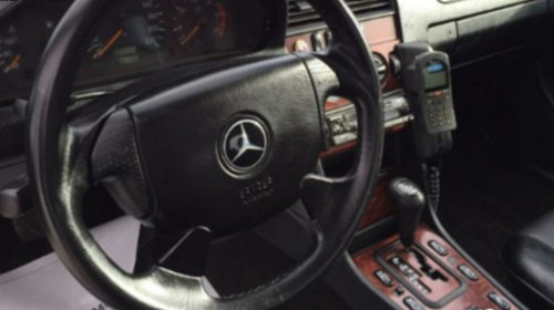 Dezmembrez Mercedes C-Class combi w202,2.2 cdi,automatic