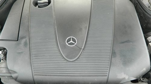 Dezmembrez Mercedes C Class din 2004