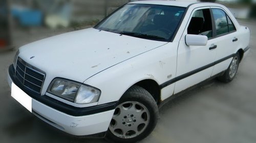 Dezmembrez Mercedes C-Class W202 2.2D, 1998