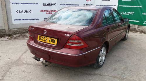 Dezmembrez Mercedes C-CLASS W203 2002 limuzina 2.2CDI