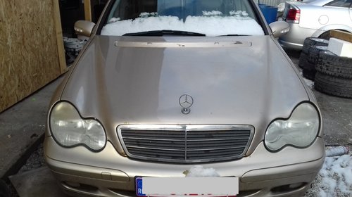 Dezmembrez mercedes c class w203 an 2002 1,8 