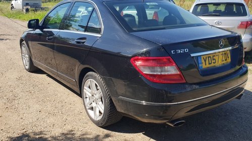 Dezmembrez Mercedes C-Class W204 2007 elegance 3.0 cdi v6 om642