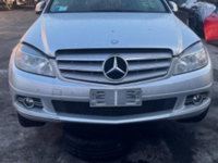 Dezmembrez Mercedes C-Class W204 2008 Hatchback 2.2 CDI