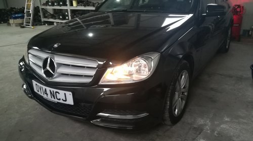 Dezmembrez Mercedes C Class w204 Facelift 2.2