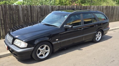 Dezmembrez Mercedes C Classe 2.2 cdi din 2000