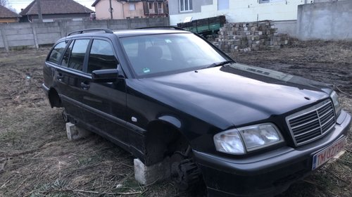 Dezmembrez mercedes c200 an 1996-2000