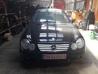 Dezmembrez Mercedes C200 compresor W203