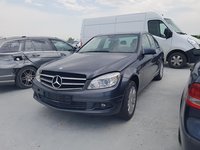 Dezmembrez Mercedes C220 2010 w204