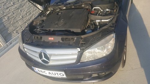 Dezmembrez MERCEDES C220 an 2008