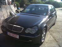 Dezmembrez Mercedes C220 CDI 2002