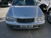 Dezmembrez Mercedes c220 cdi w203