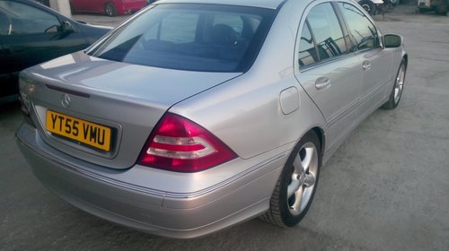 Dezmembrez Mercedes C220cdi 110kw din 2005 facelift