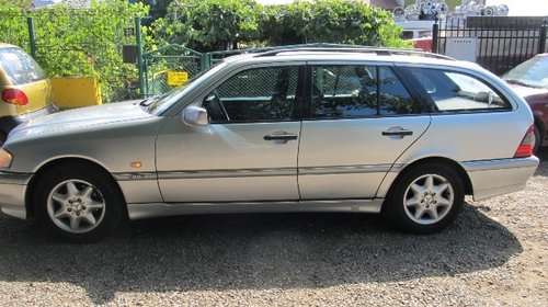 Dezmembrez Mercedes C250 TD