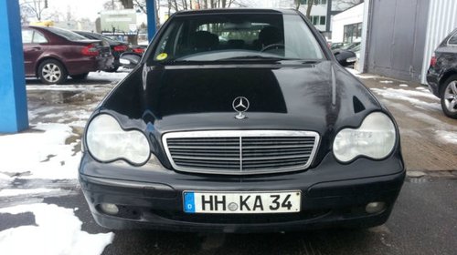 Dezmembrez mercedes clasa C W203.anii2000-2007