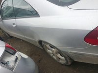 Dezmembrez Mercedes CLK 2.7 2002