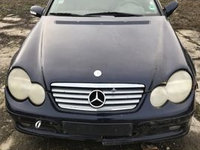 Dezmembrez Mercedes CLK C180 Kompressor 2002