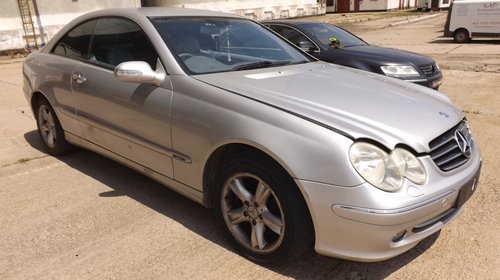 Dezmembrez Mercedes CLK C209 2004 Berlina 2.7