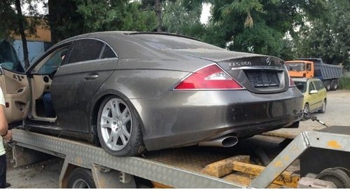 Dezmembrez Mercedes CLS 320 an 2007