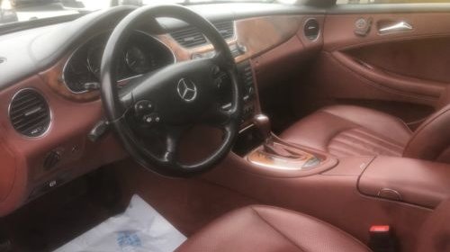 Dezmembrez Mercedes CLS W219 2006 cupe 3500