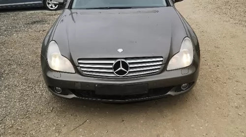 Dezmembrez Mercedes cls w219