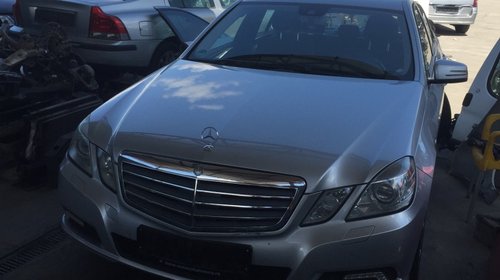 Dezmembrez Mercedes E class w212 din 2010 E25