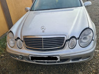 Dezmembrez Mercedes E CLASS 2.2 W211 2004