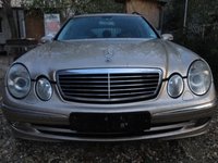 Dezmembrez Mercedes E Class w211 2.2 CDI 2003